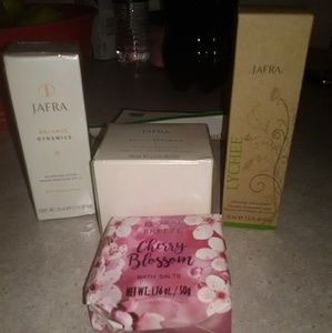 Jafra cream